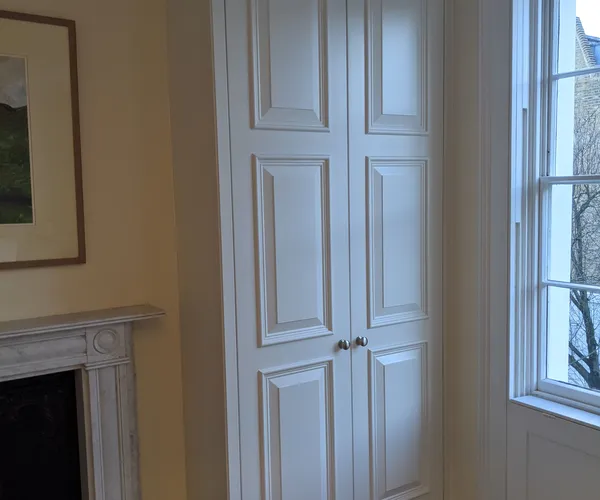 Fitted alcove wardrobe, Islington