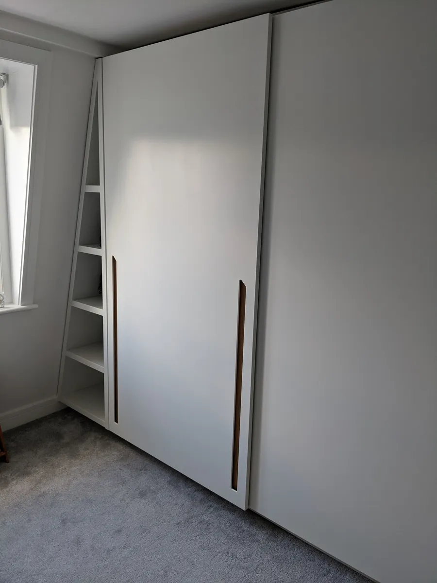 Sliding wardrobe