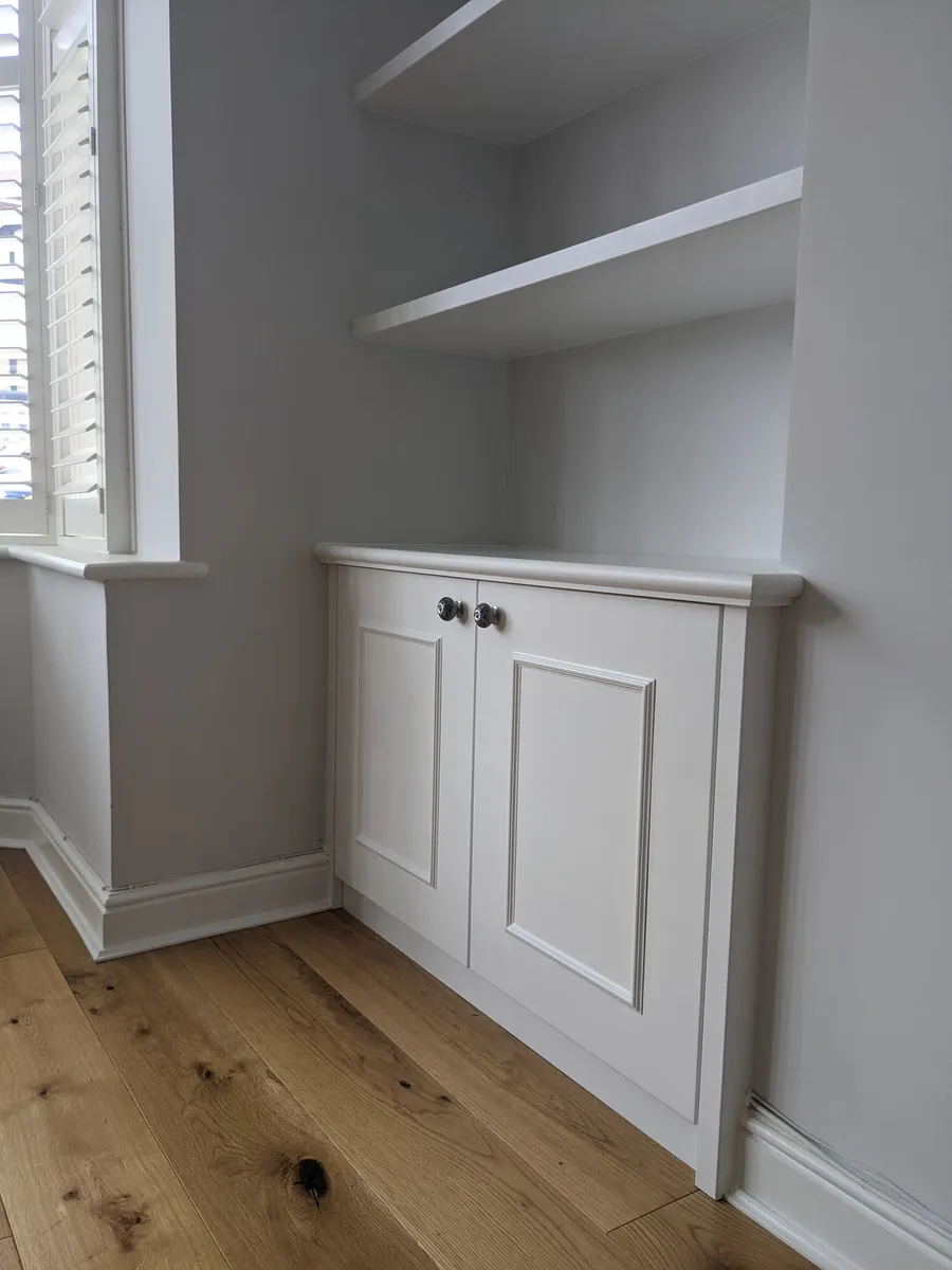 Alcove units & shelves