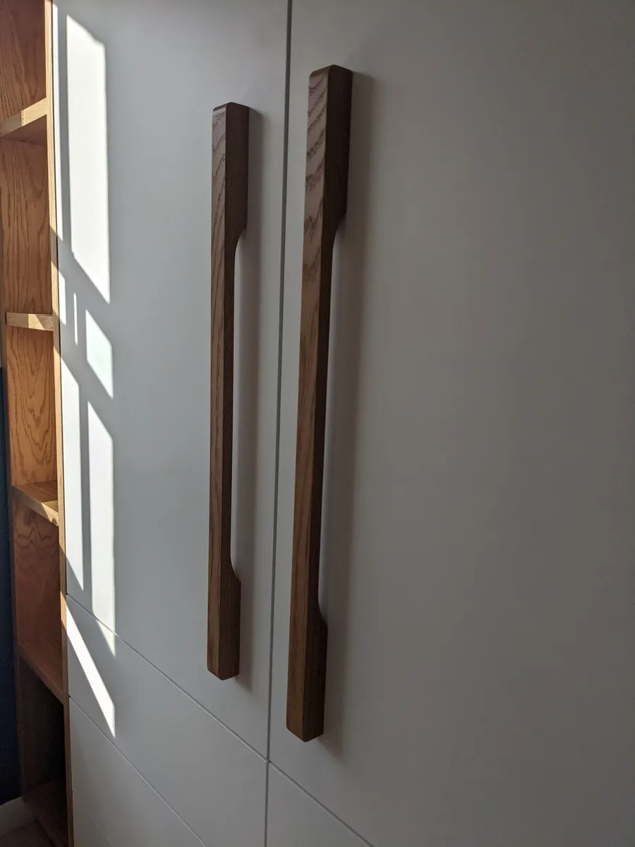 Oak shelving & cupboard