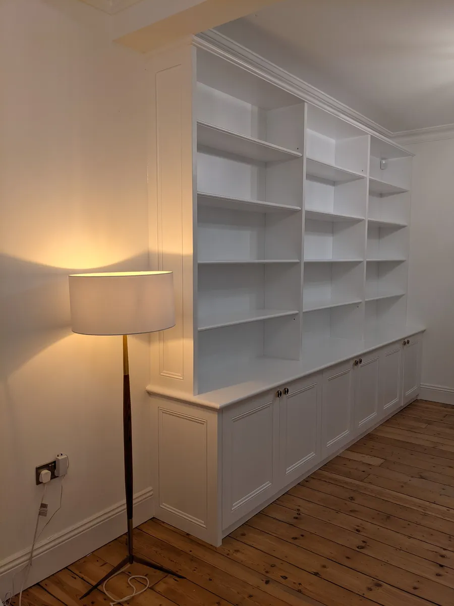 Alcove Bookcase