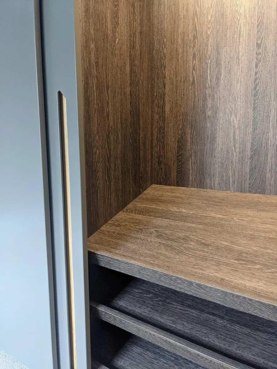 Sliding door wardrobe