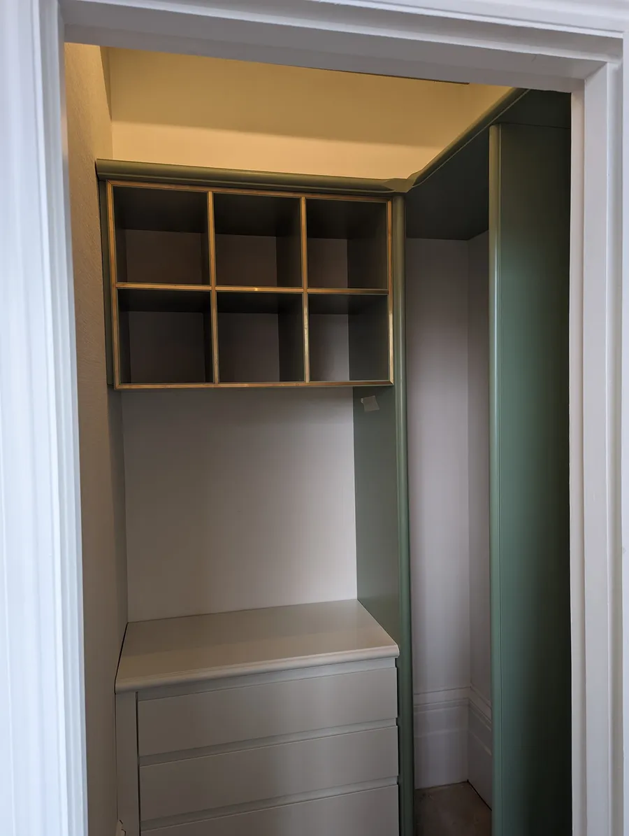 Walk-in wardrobe