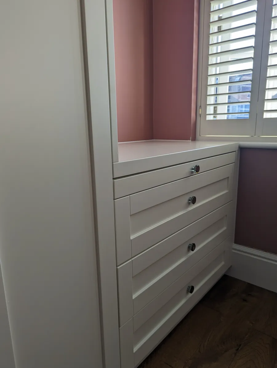 Alcove Wardrobe