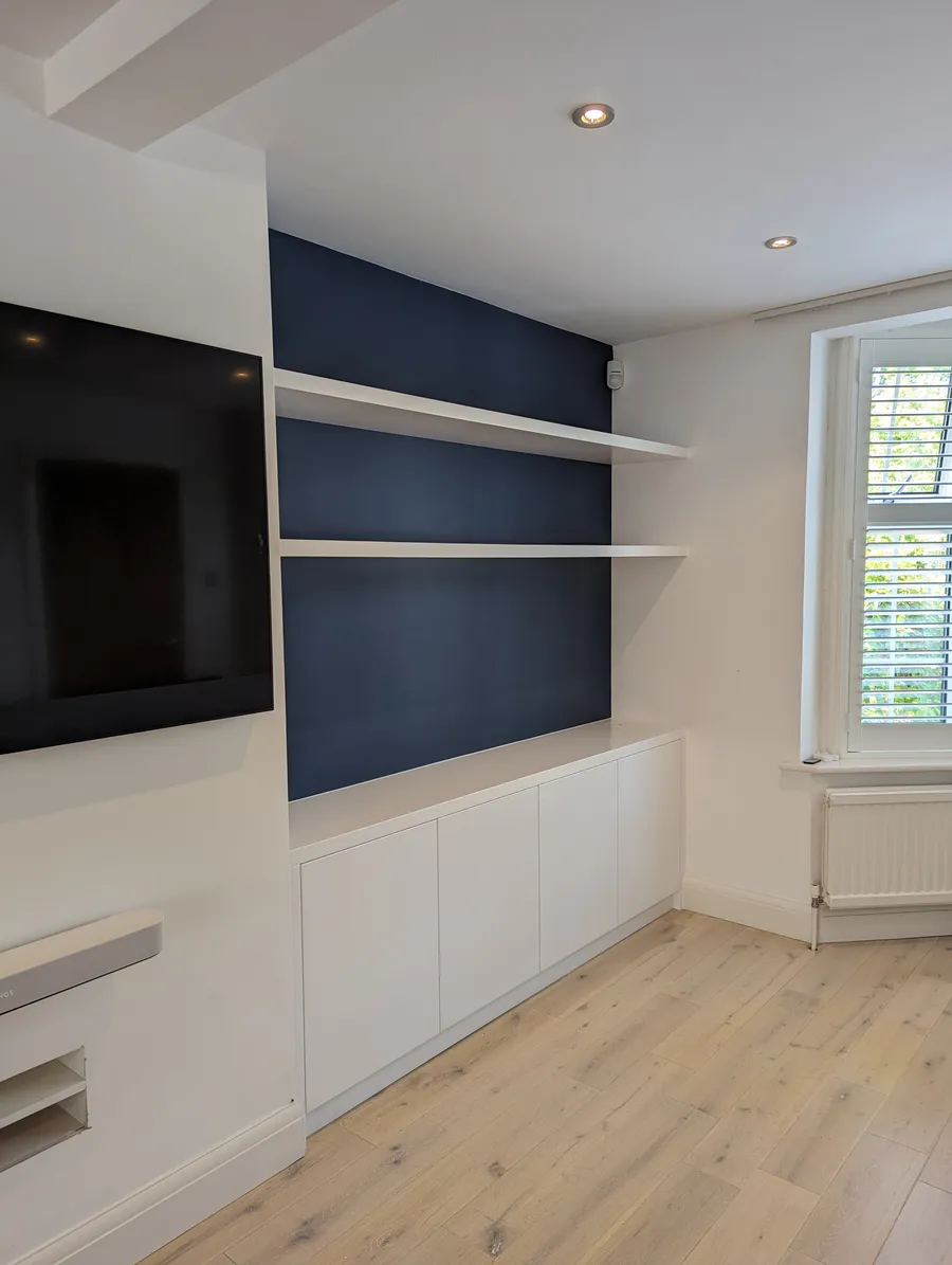 Alcove units & shelves