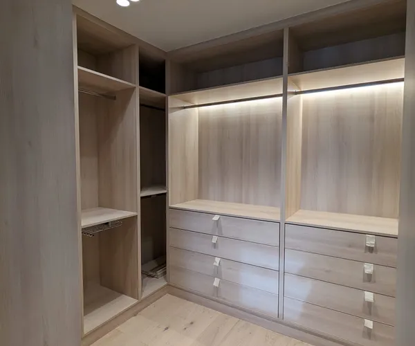 Walk-in wardrobe, Highgate