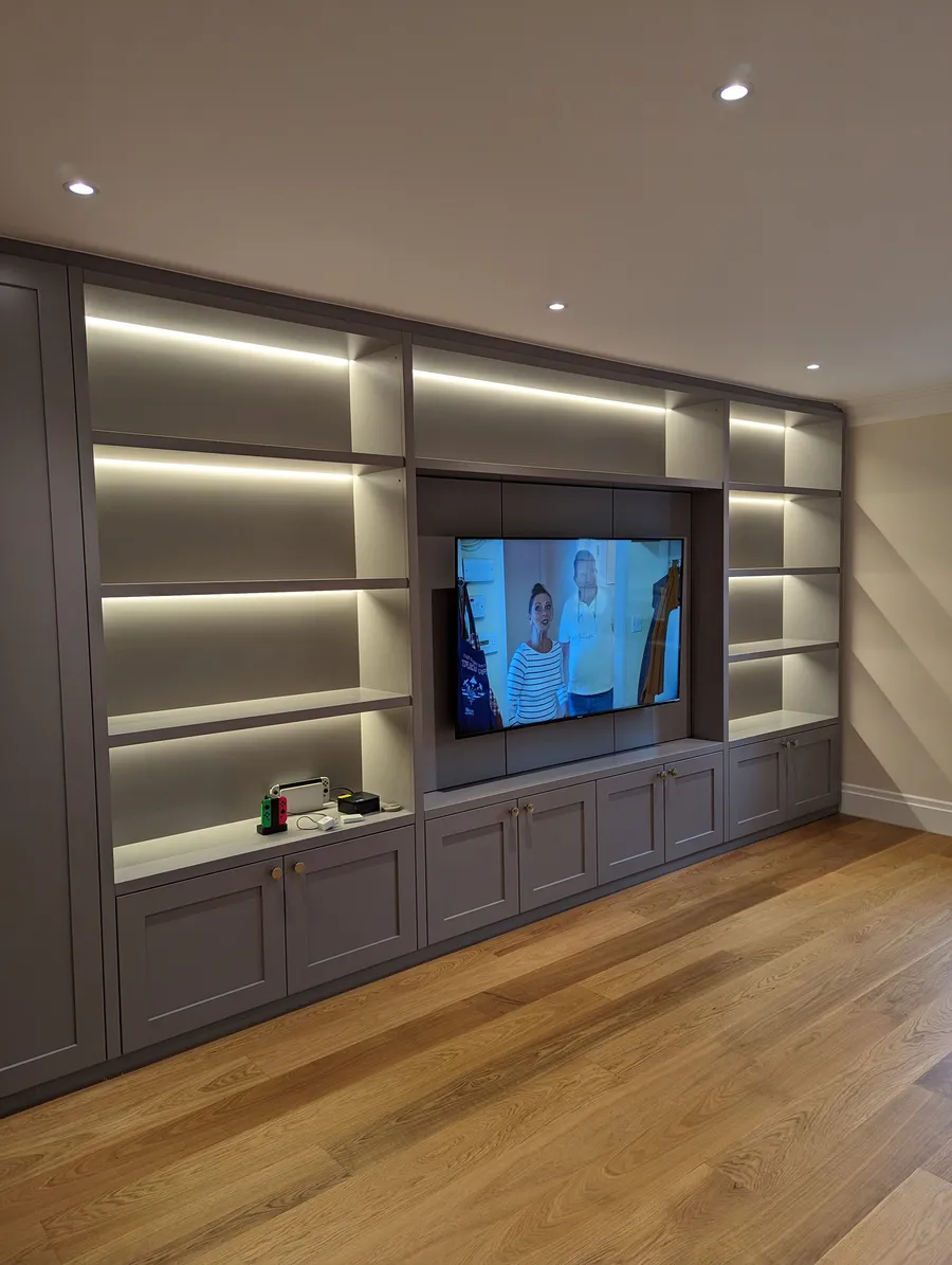 Media unit