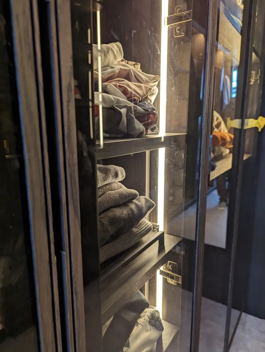 Walk-in wardrobe