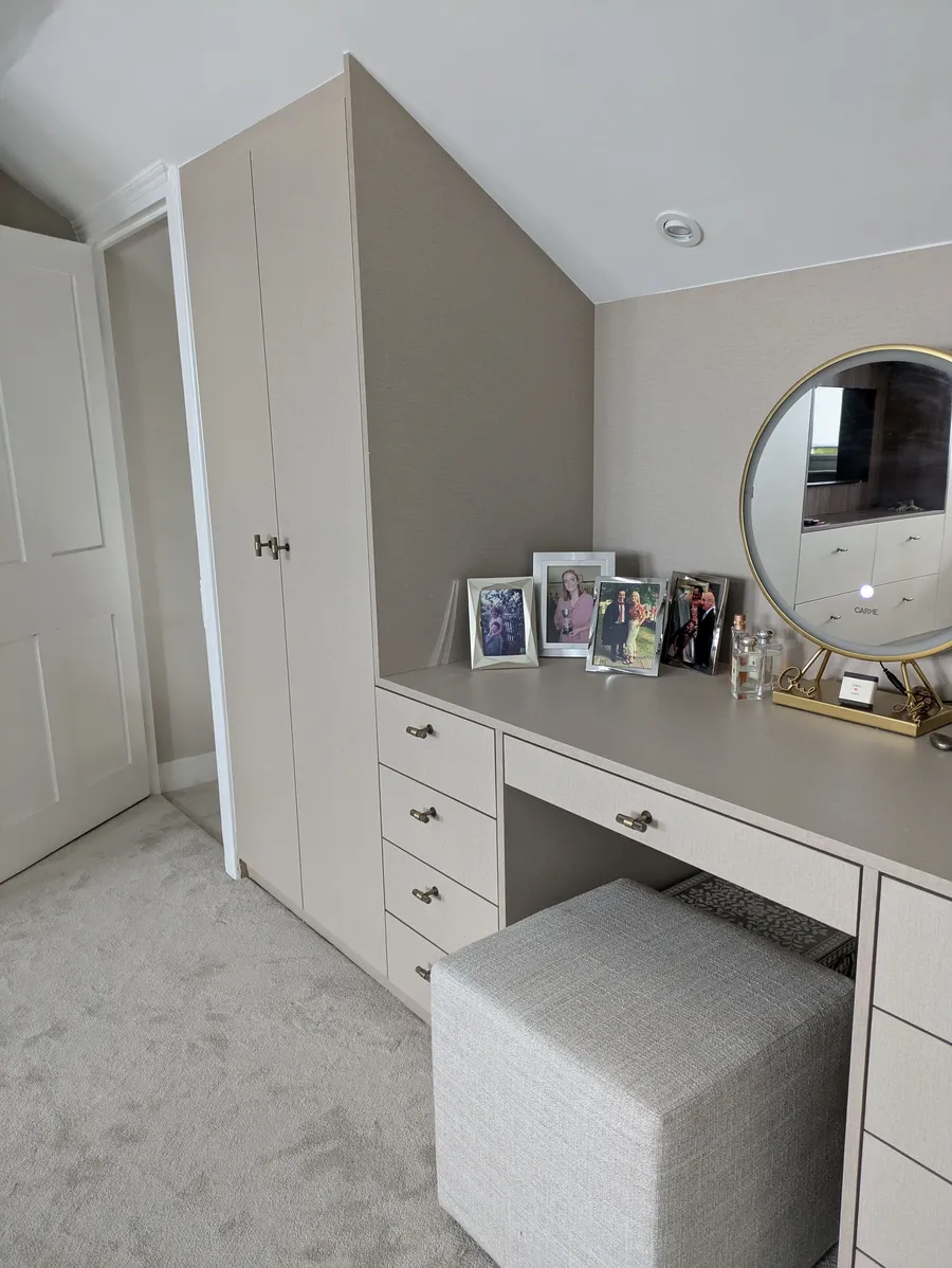 Bedroom wardrobe