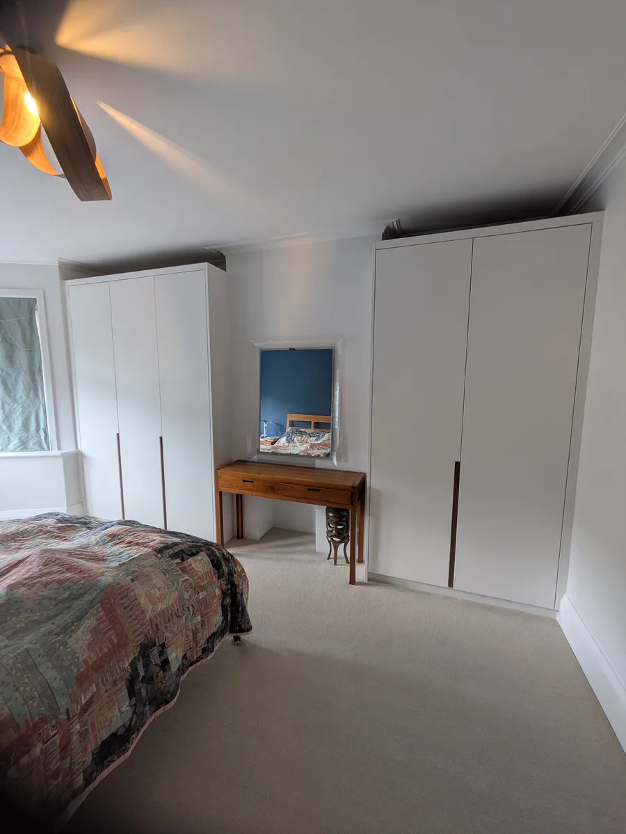 Alcove wardrobes