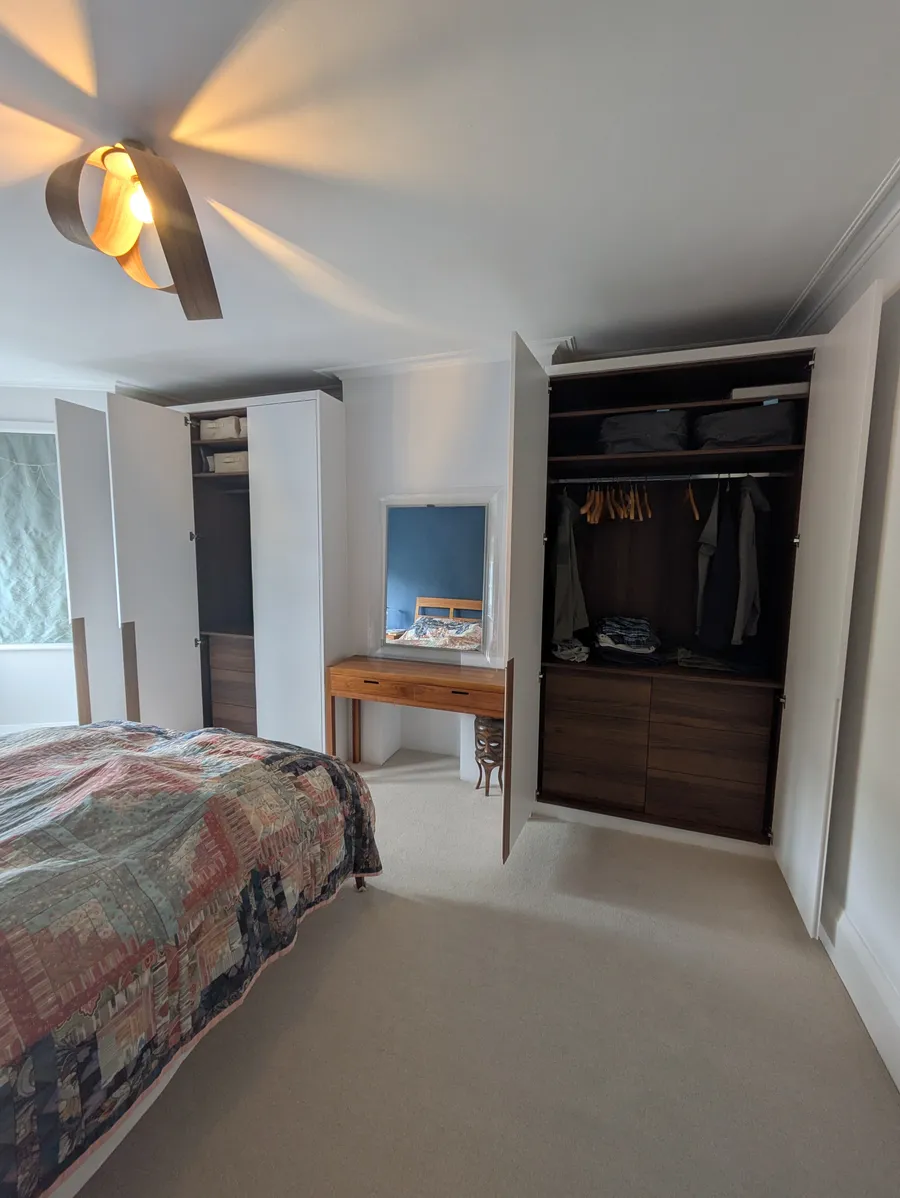 Alcove wardrobes