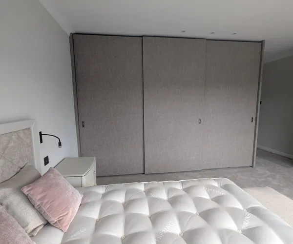 Sliding door wardrobe, Stanmore