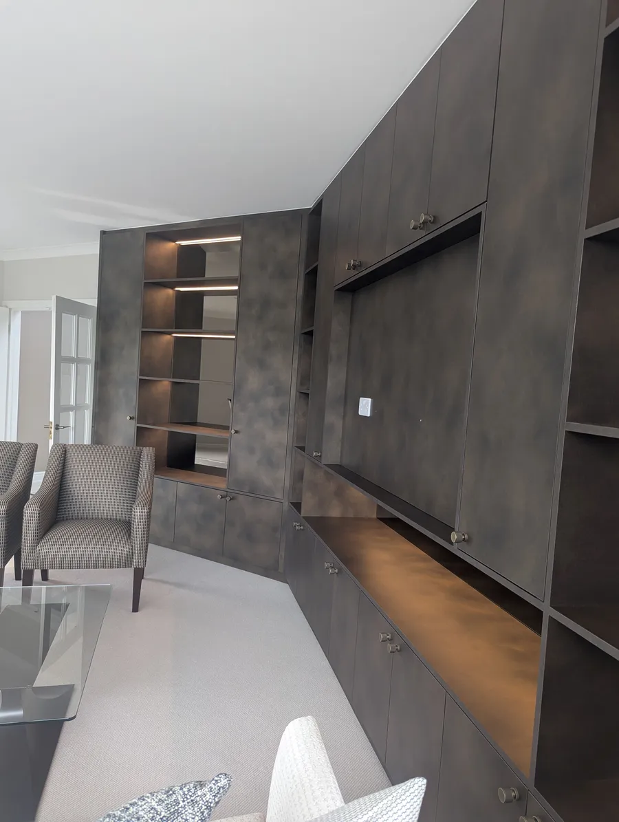 Media unit