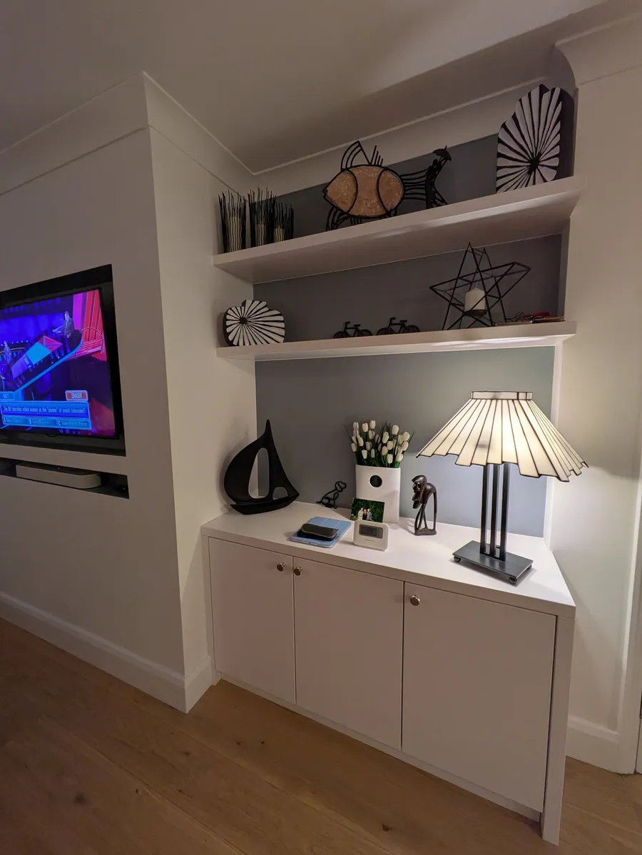 Alcove units