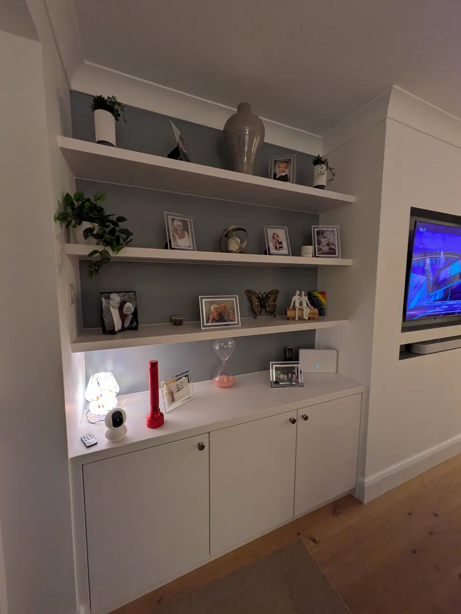 Alcove units