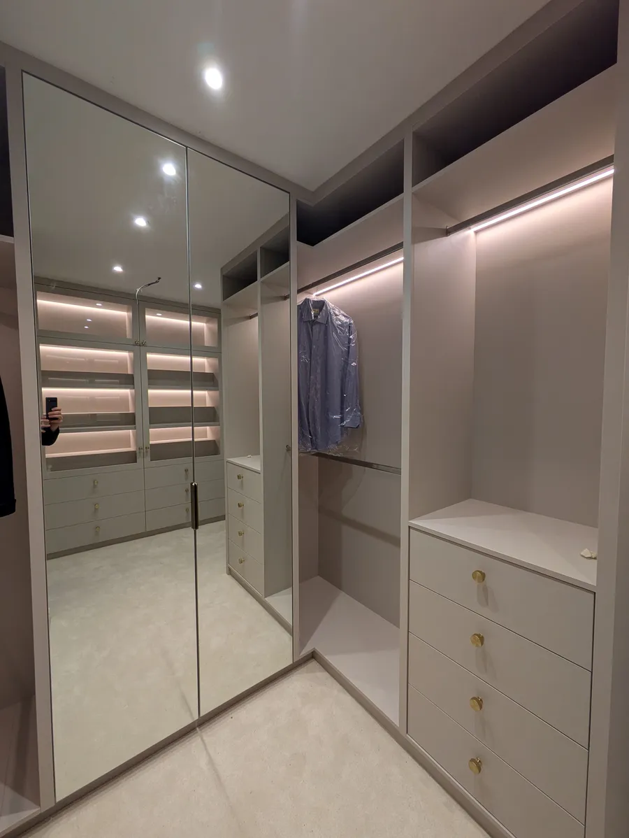 Dressing room