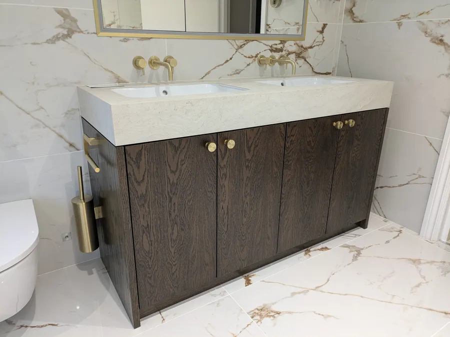Bathroom vanity