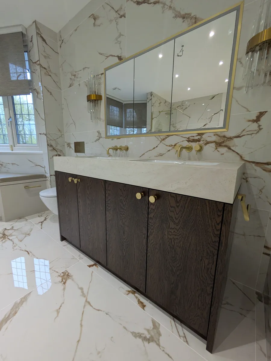 Bathroom vanity