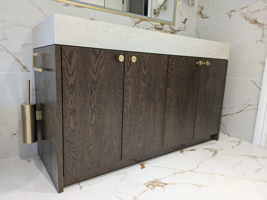 Bathroom vanity