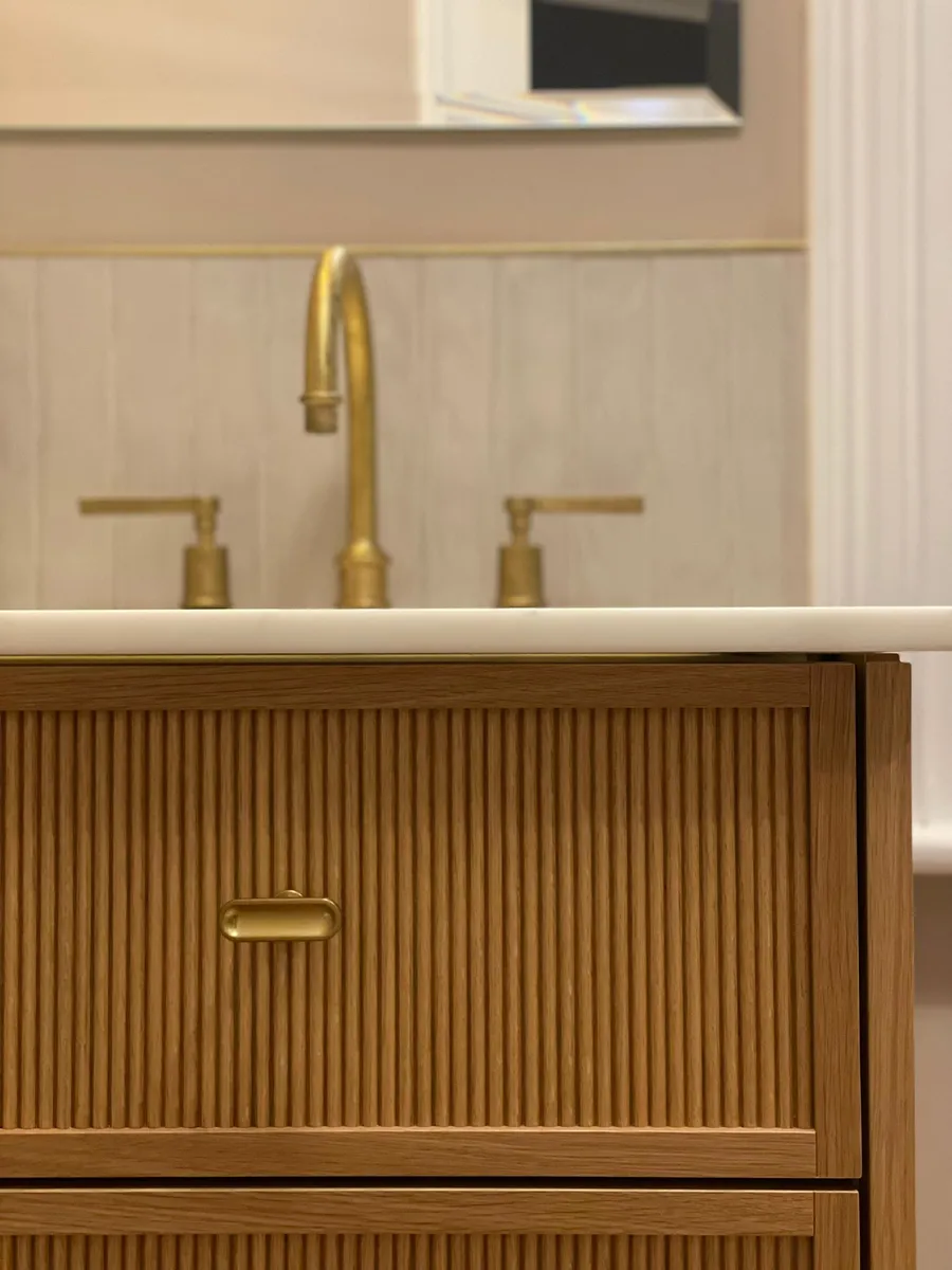 Bathroom unit